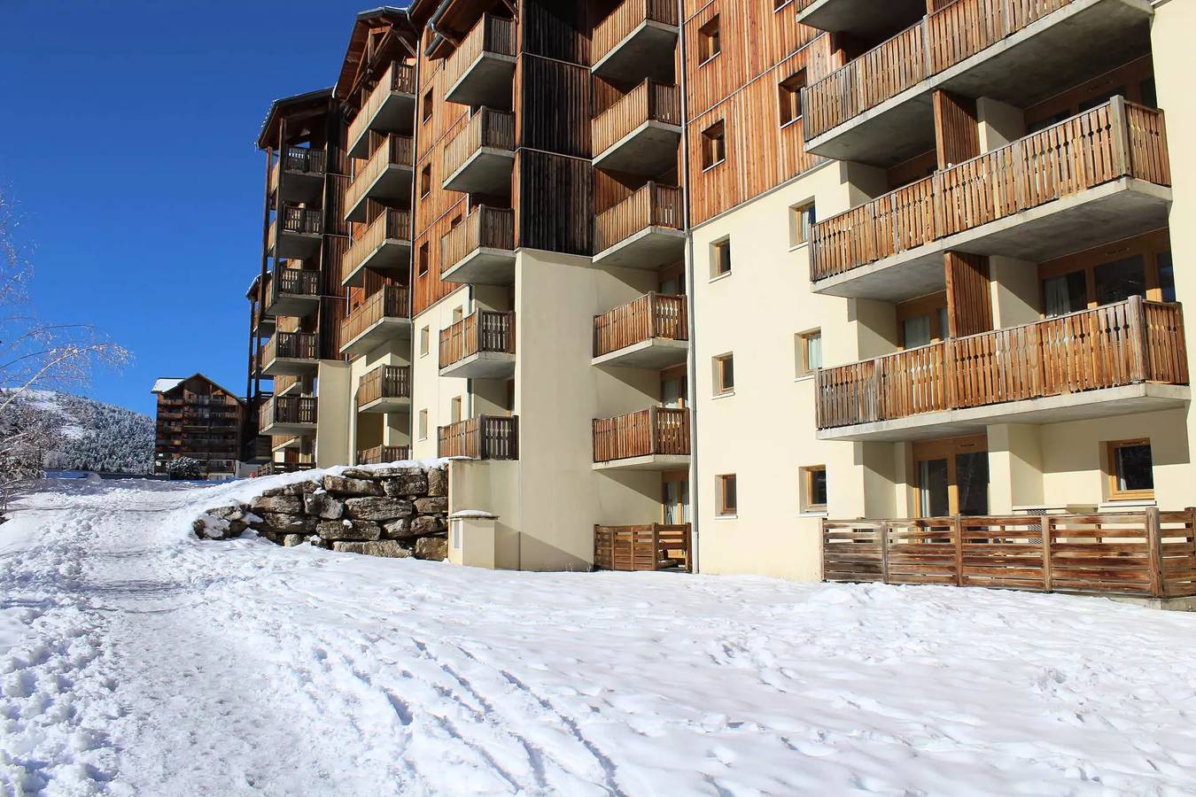 Appartement entier, 2 Pieces 4 Personnes Balcon Expo Sud in Saint-Étienne-en-Dévoluy, Le Dévoluy