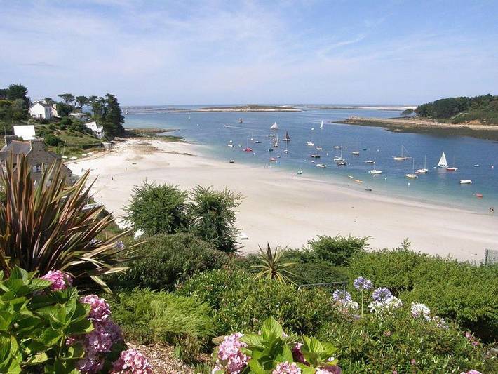 Location de vacances pour 6 personnes, avec jardin et jacuzzi à Saint-Pabu - 4