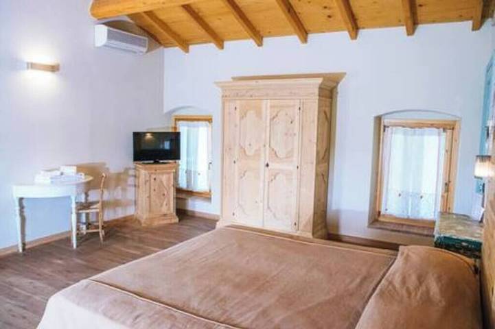 Villa für 10 Personen, mit Terrasse und Garten am Gardasee - 3