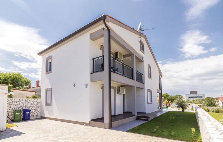 Strandhaus für 10 Personen, mit Terrasse und Garten, mit Haustier in Istrien - 2