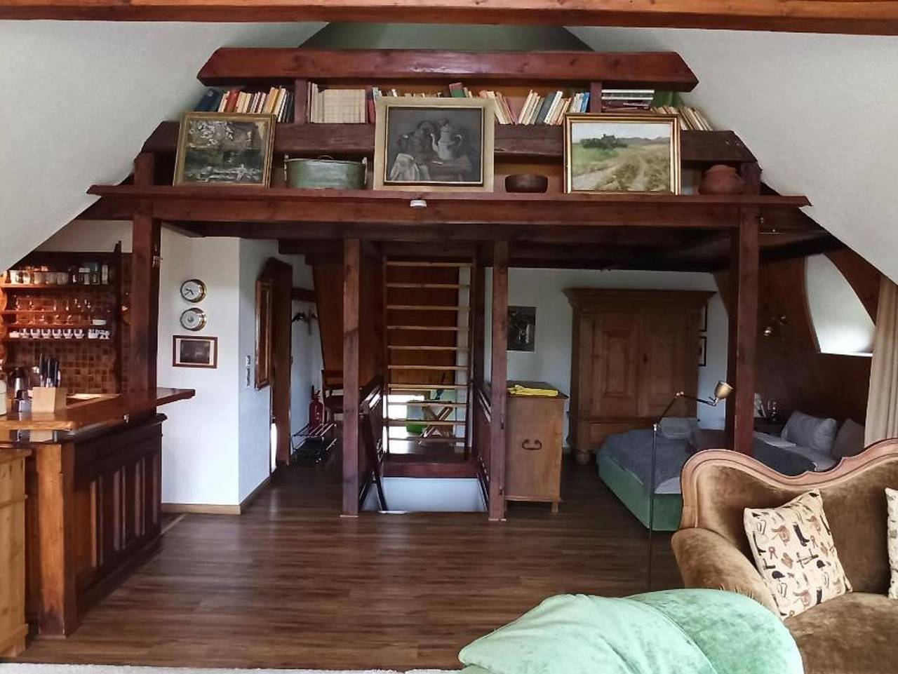 Ganze Ferienwohnung, Kapitän Hansen Haus- Obergeschoss - Ferien im Künstlerdorf Oldsum in Oldsum, Föhr