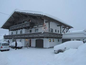 Ferienwohnung für 2 Personen, mit Balkon und Ausblick, kinderfreundlich in Nauders