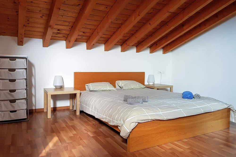 Comer See - Selbstversorgerhaus mit Pool und privatem Garten in Selva (Montemezzo), Montemezzo