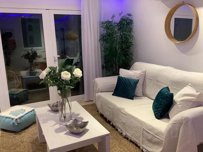 Apartamento de vacaciones para 4 personas, con vistas además de piscina y balcón - 1