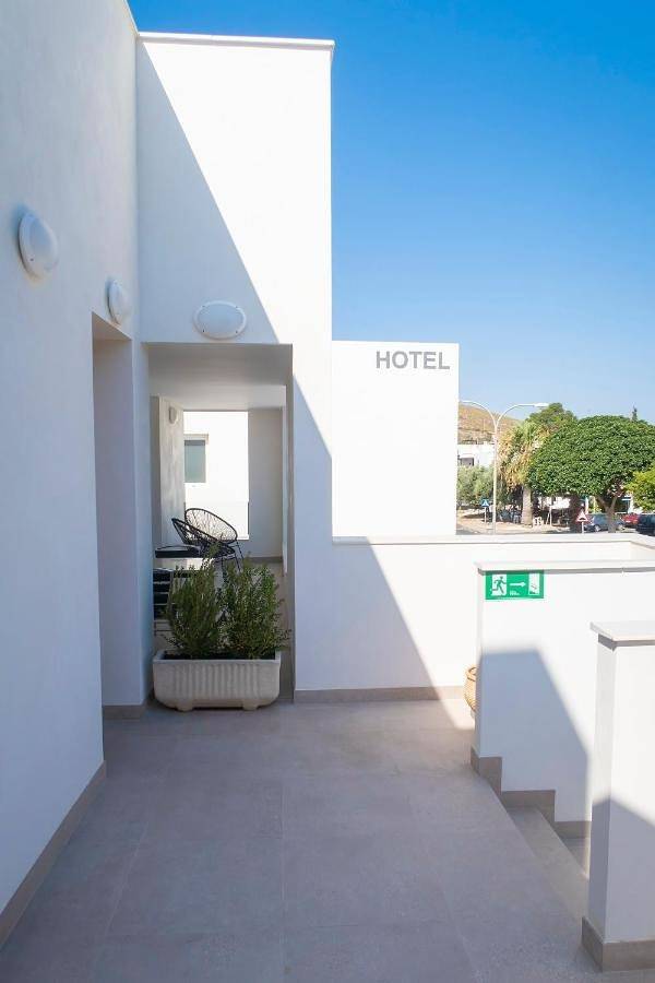 Hôtel pour 3 personnes, avec piscine et terrasse à Agua Amarga - 2