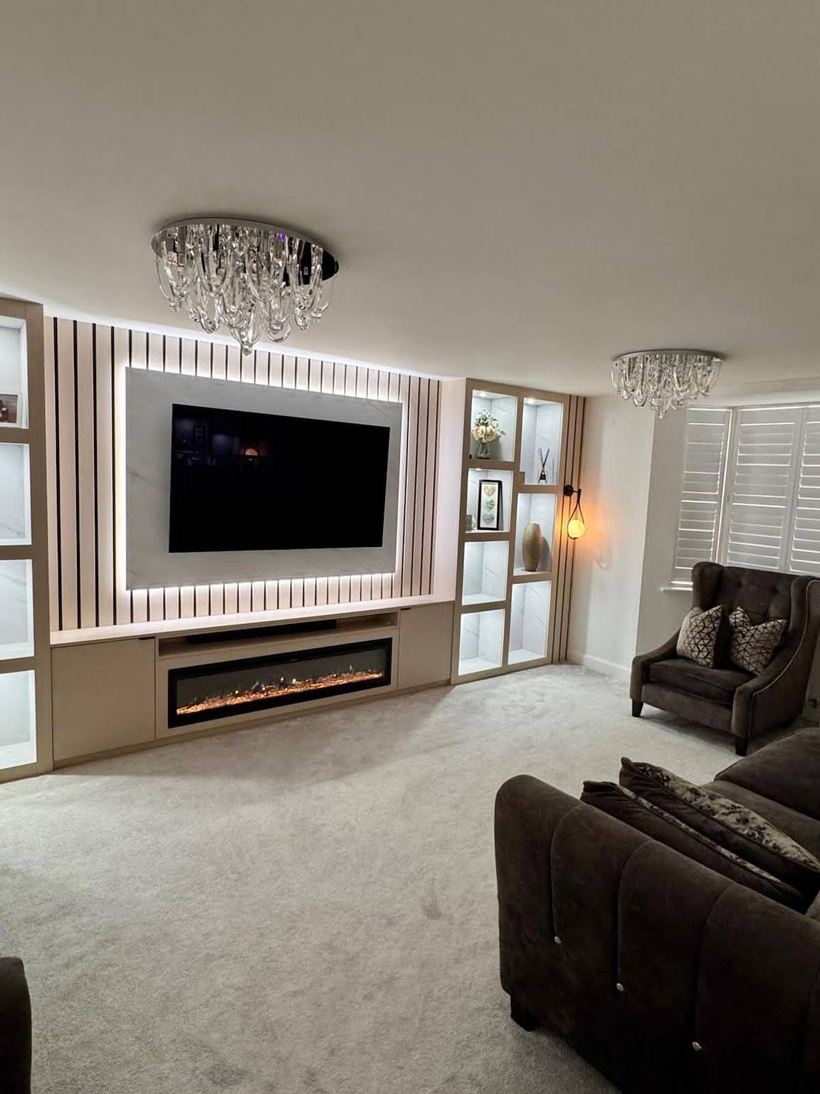 Luxurious Majestic 4 Bedroom- Free Parking in Swanscombe and Greenhithe, Dartford