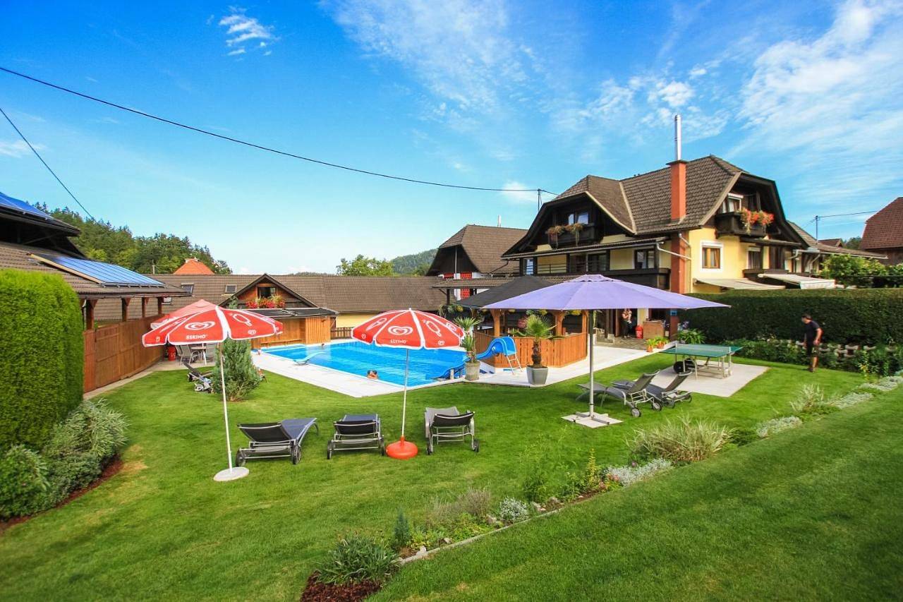 Double Room with Balcony in Krumpendorf am Wörthersee, Klagenfurt-Land