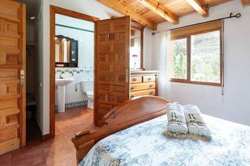 Casa Rural para 12 Personas en Cortijos Nuevos, Segura de la Sierra, Foto 2