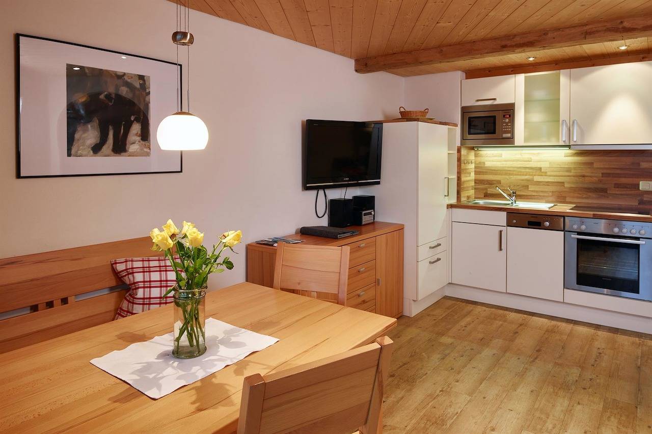 Ganze Ferienwohnung, Fewo Buchfink, Südbalkon, in Bad Oberdorf, Bad Hindelang