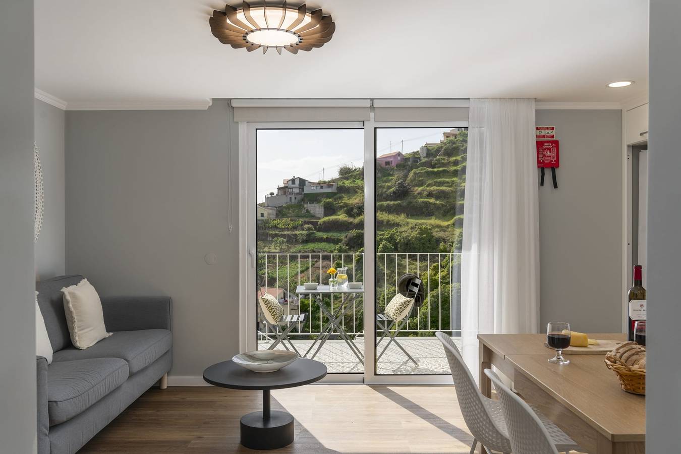 Apartamento entero, Apartamento de vacaciones para 3 personas con balcón in Ponta do Sol, Isla de Madeira