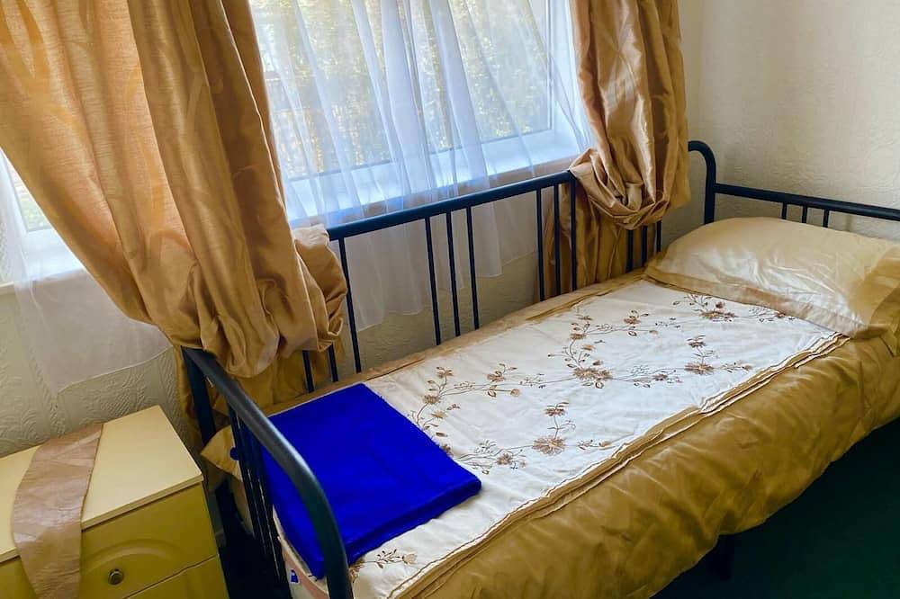 Northern Home Stay Between the High Peak & Manchester in Derbyshire