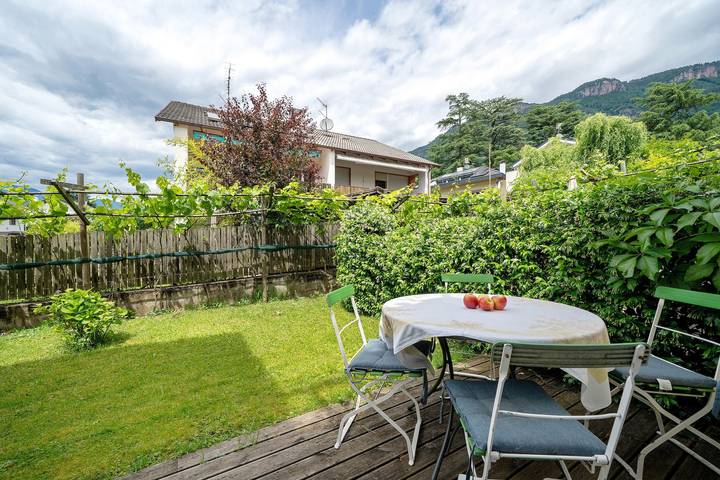 Ferienwohnung für 3 Personen, mit Garten in Terlan