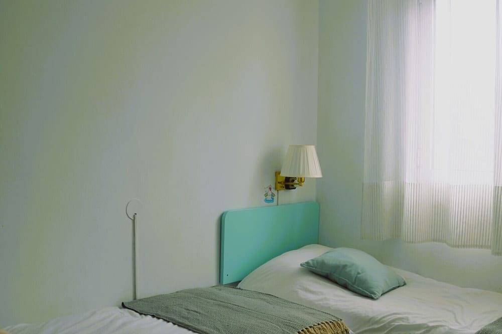 Appartement entier, 14A07 Casa de playa Elisa con Jardín in La Isla (Colunga), Colunga