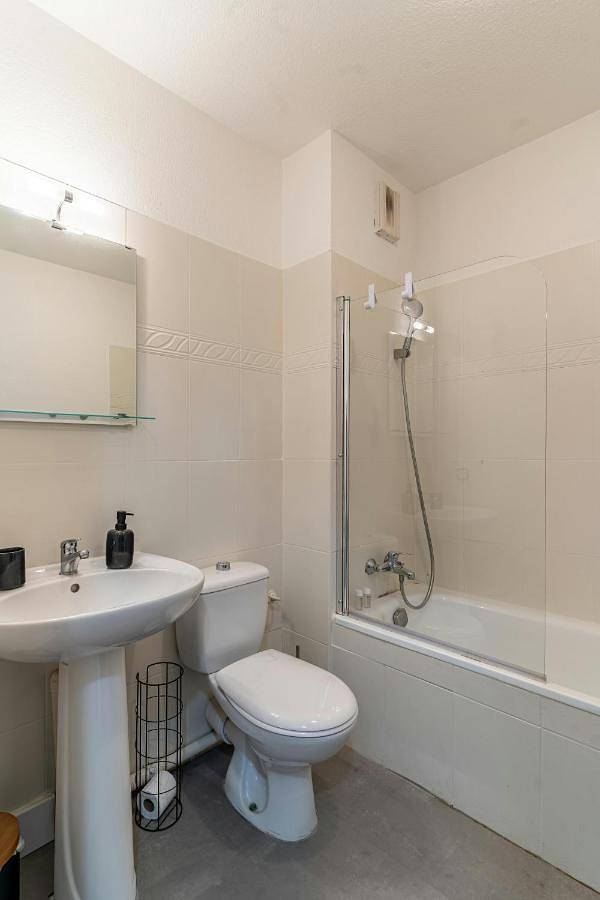 Gîte pour 2 personnes, avec piscine et jardin dans Parc de Vaugrenier - 3