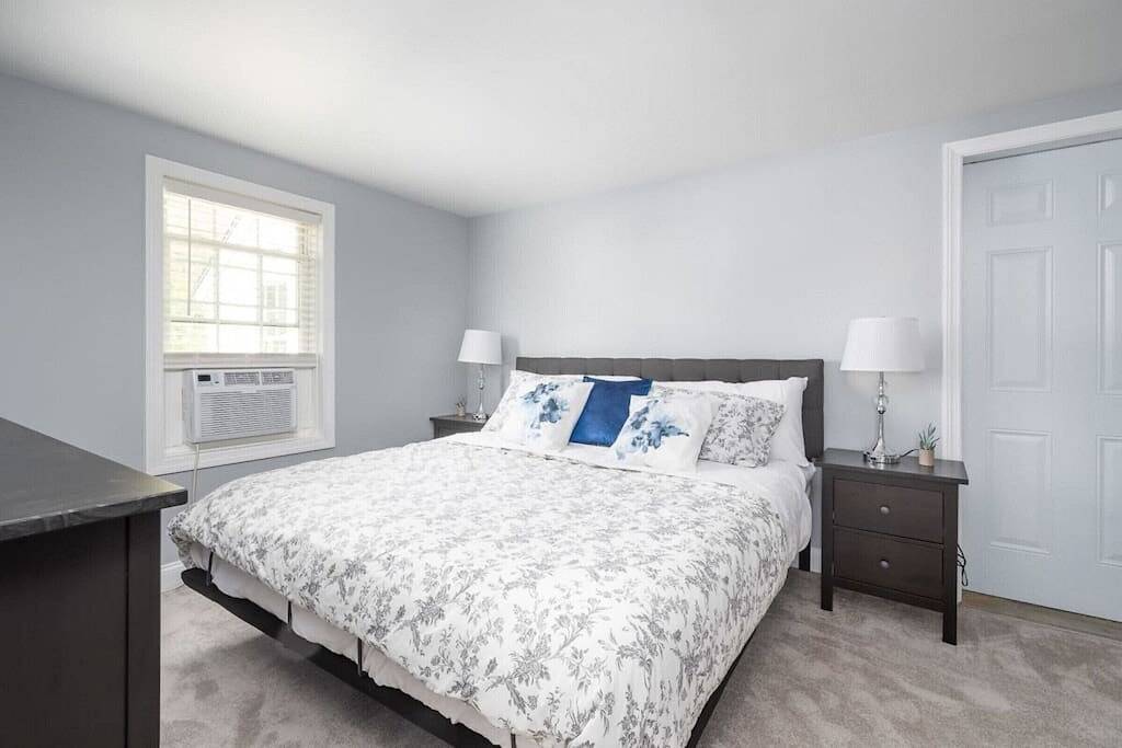 Upscale, Dog friendly, Perfect for Families, Games, Hot tub in Conway, Cranmore Mountain Resort