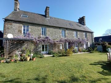 Chambre d’hôte pour 2 personnes, avec jardin et vue à Beauficel