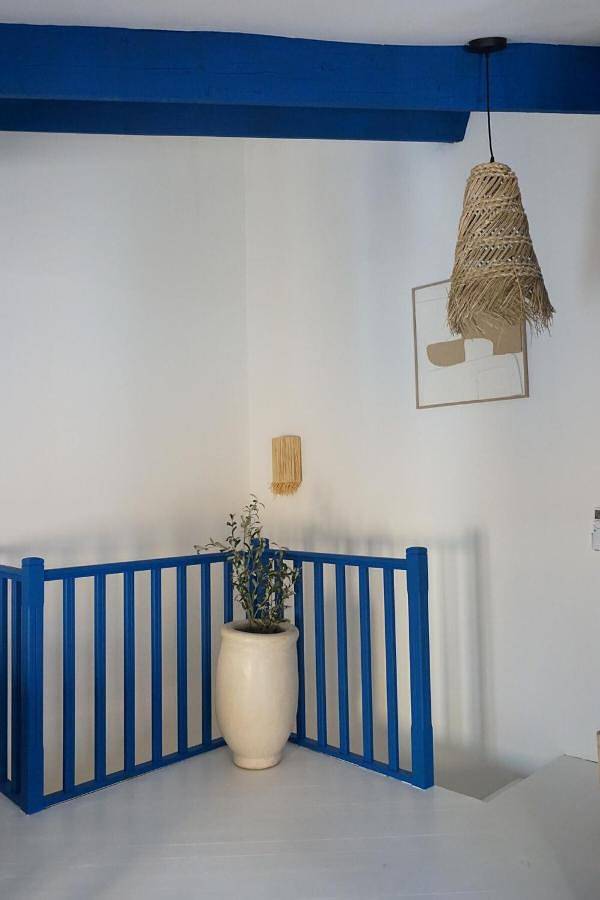 Appartement entier, Casaïa - Santorin - Chambre avec salle de bain privée in Hyeres, Parc national de Port-Cros