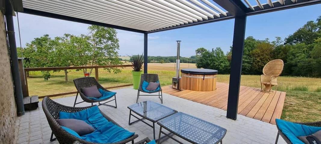 Location de vacances pour 10 personnes, avec piscine à Chillac - 3
