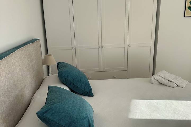 Ganze Wohnung, Casa Bartolo Beach apartment, completely renovated, swimming pool and tennis court. in La Manga del Mar Menor, Cartagena