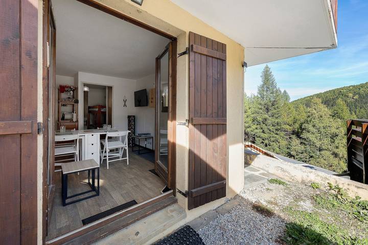 Apartamento entero, Apartamento 'Parenthèse Alpine' con vistas a la montaña y terraza privada in La Plagne, La Plagne-Tarentaise