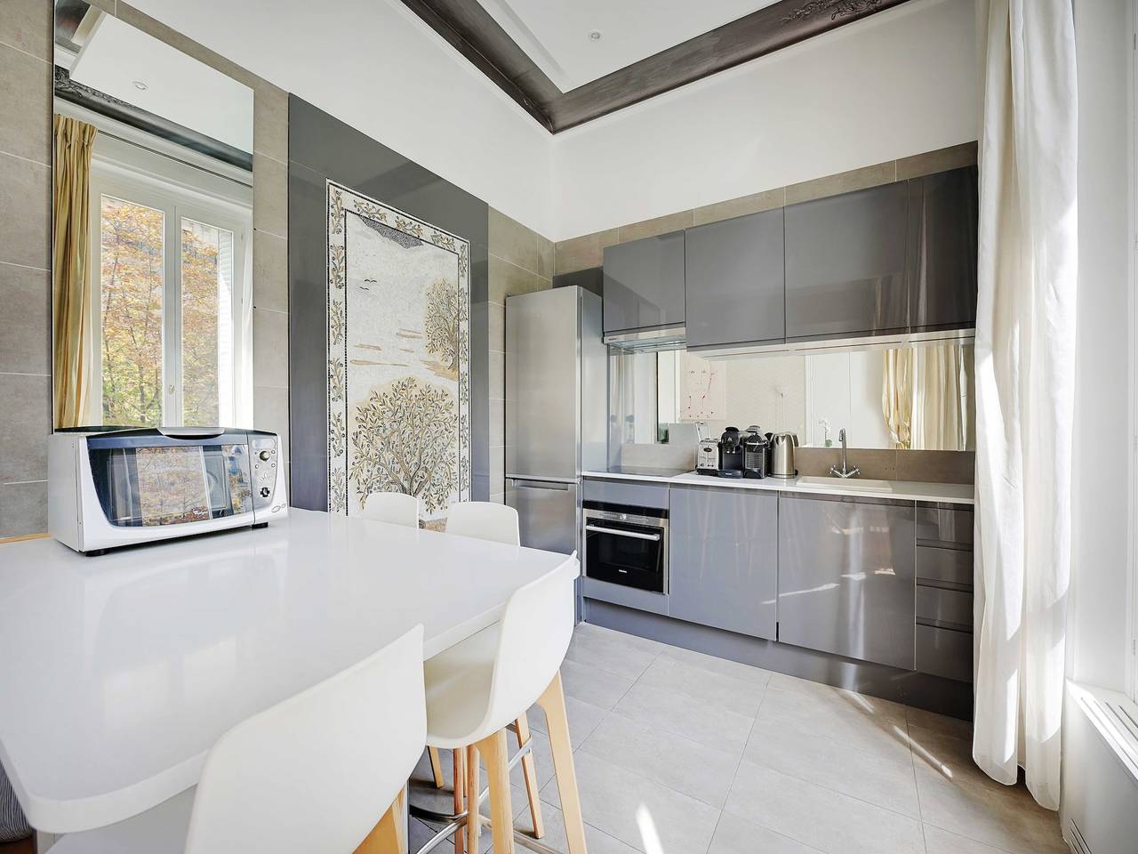 Appartement entier, Charmant 2Br/4P - Georges V / Champs-Élysées in Tour Eiffel, Paris