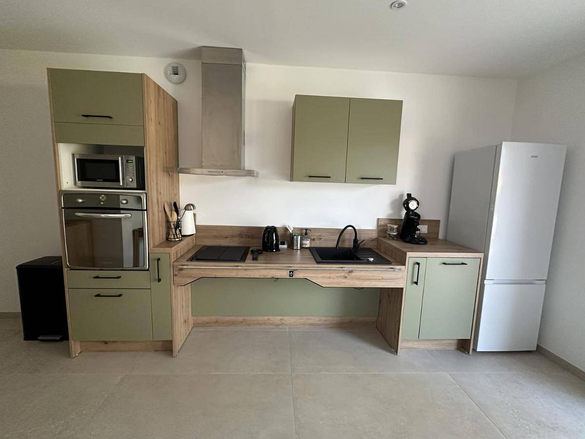 Appartement entier, Le Saint So'live - 50m2 - accessible aux personnes à mobilité réduite in Saint-Sorlin-en-Bugey, Belley