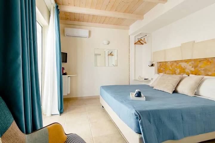 Suite Scirocco con terrazza privata in Tuglie, Golfo di Taranto