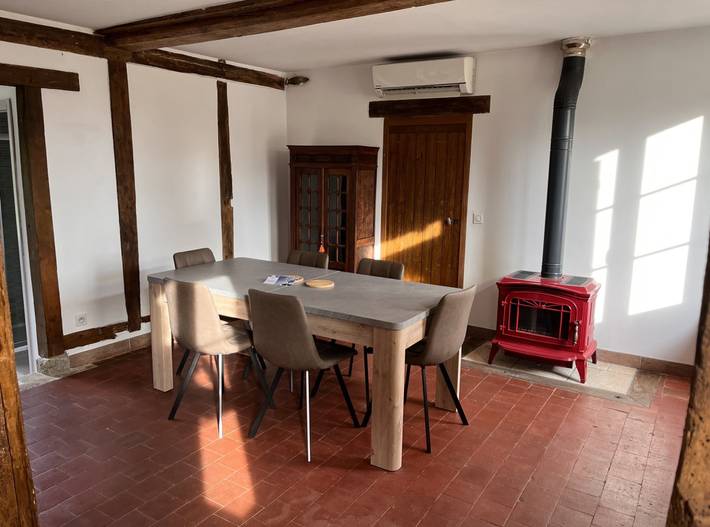 Gîte pour 6 personnes, avec terrasse et jardin à Château-Renard - 2