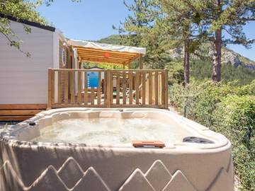 Camping pour 6 Personnes dans Orpierre, Provence-Alpes-Côte d'Azur, Photo 1