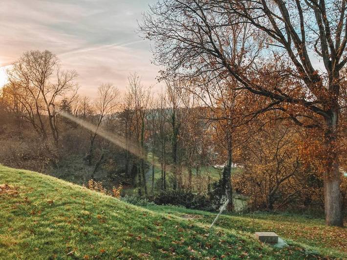 Location de vacances pour 6 personnes, avec balcon ainsi que jardin et vue à Lasne - 3