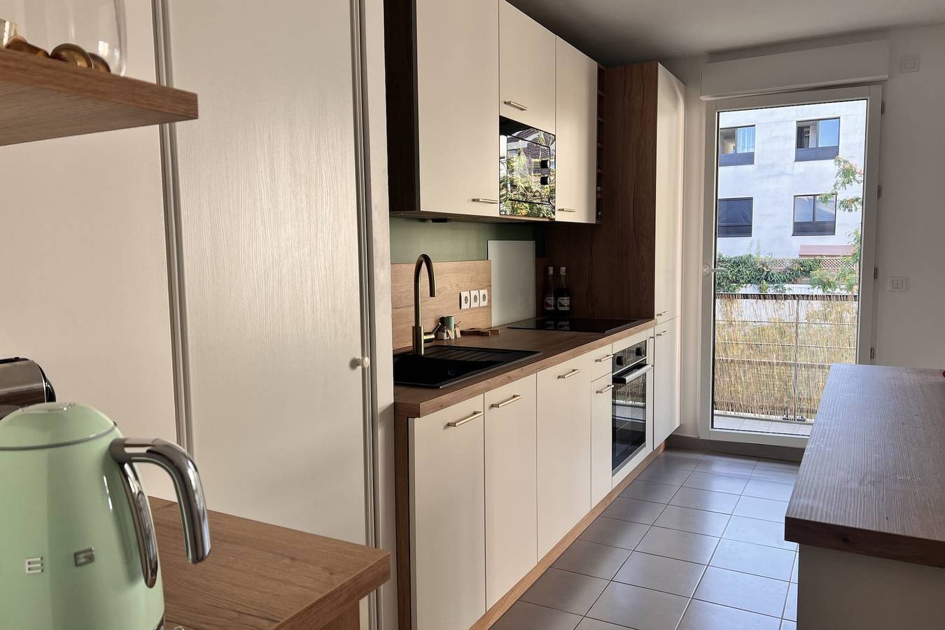 Appartement entier, Appartement lumineux avec balcon à Asnières in Asnières-sur-Seine, Hauts-de-Seine