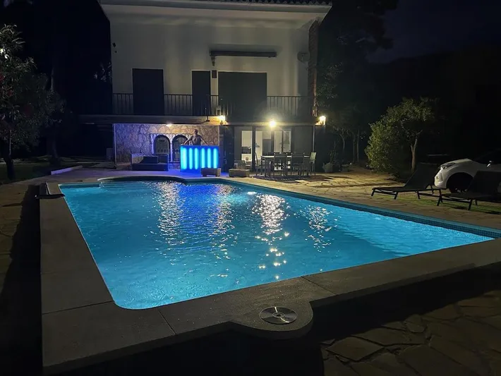 Villa for 5 people, with pool and garden as well as view - 1