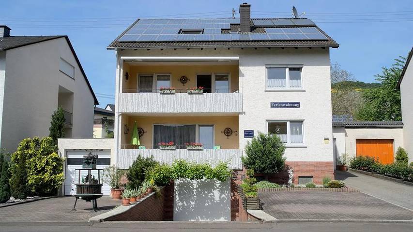 Ferienwohnung für 4 Personen, mit Garten in Zeltingen-Rachtig