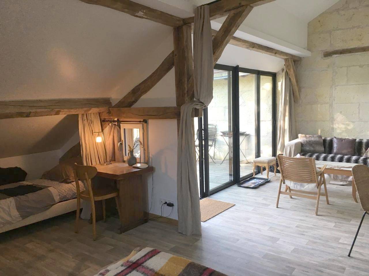 Studio avec terrasse Abbaye d'Aiguevive in Faverolles-sur-Cher, Région de Blois