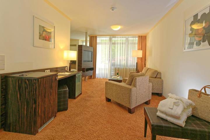 Hôtel pour 3 personnes, avec jardin ainsi que sauna et piscine à Glottertal - 2