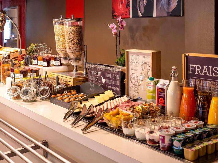 Hôtel pour 4 personnes, avec terrasse, animaux acceptés à Cergy - 3