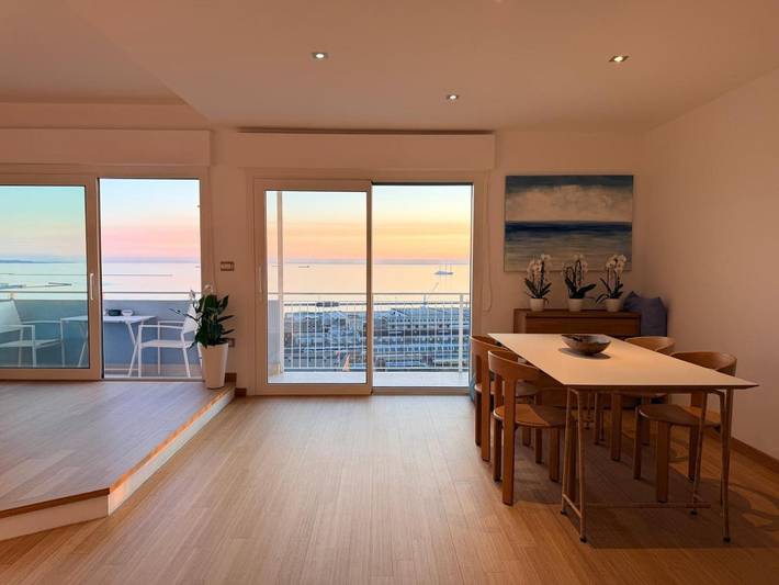 Ferienwohnung für 4 Personen, mit Ausblick und Garten in Triest