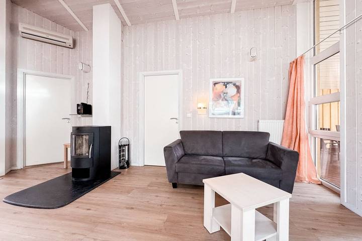 Ferienhaus für 12 Personen, mit Sauna und Garten sowie Whirlpool an der Ostsee - 4