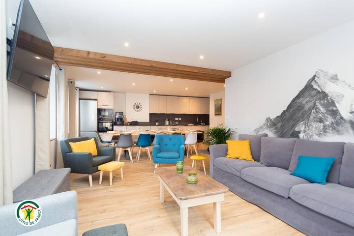 Gîte pour 14 personnes, avec jardin à Theys - 2