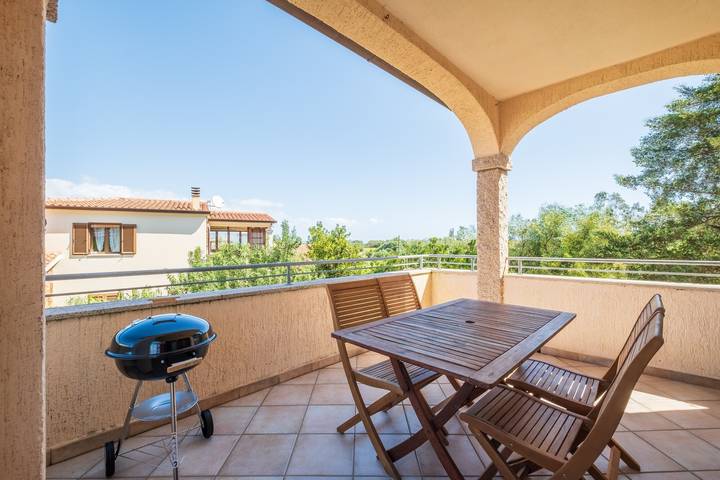 Ginepro: appartamento tranquillo e accogliente con aria condizionata e tutti i comfort in Suaredda, San Teodoro