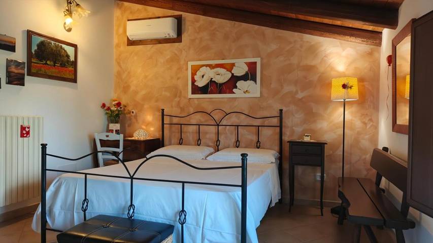 B&b per 2 persone, con giardino e panorama a Aradeo