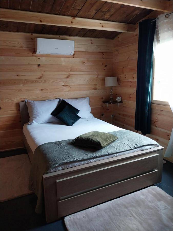 Two-Bedroom Chalet in Istres, Côte méditerranéenne (France)