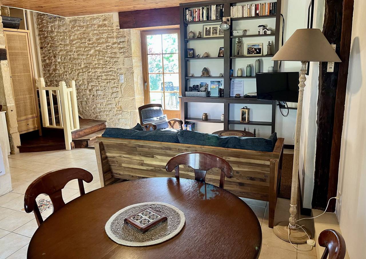 La Vieille Maison - Gîte La Vieille Ferme de la Doinie in Saint-Geniès, Périgord Noir