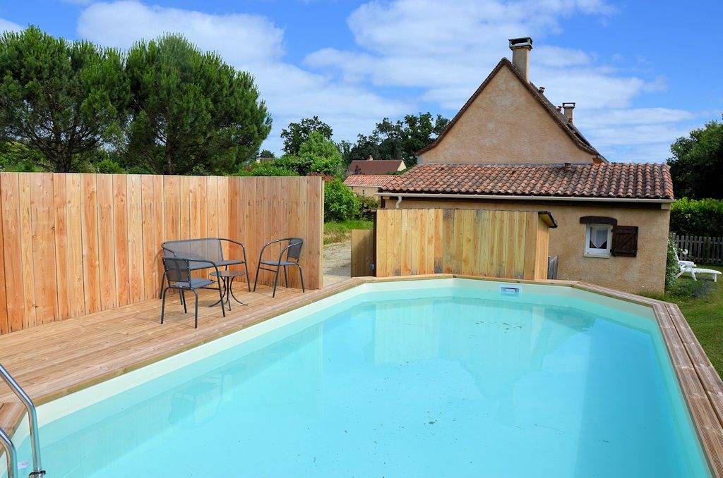 Gîte Les Amandiers - Domaine du Roc in Saint-Julien-de-Crempse, Périgord Pourpre