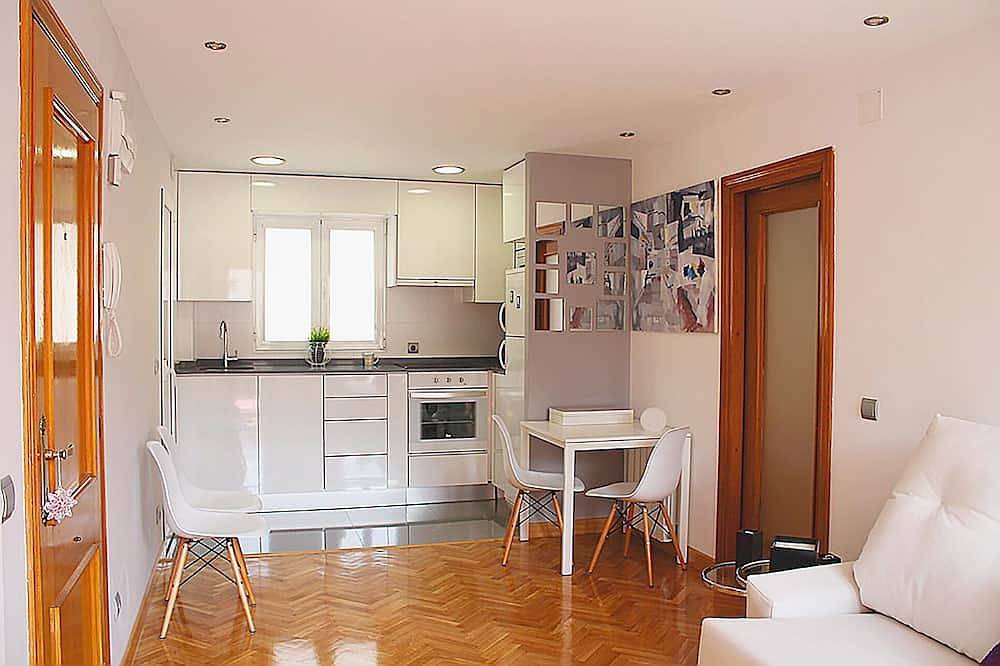 Entire apartment, Penthouse center with large terrace, renovated and sunny. Wifi - License in Valladolid, Valladolid Province