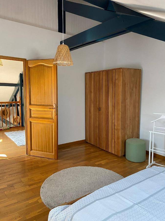 Four-Bedroom House in Buanes, Landes