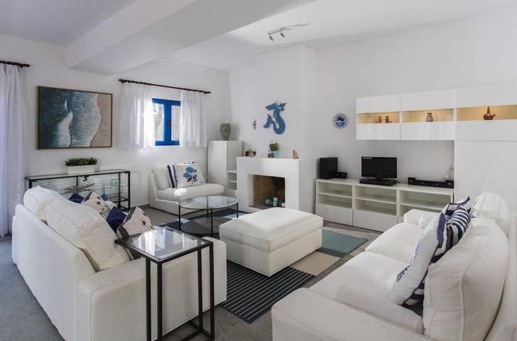 Location de vacances pour 8 personnes, avec jardin et balcon, adapté aux familles dans Égine - 2