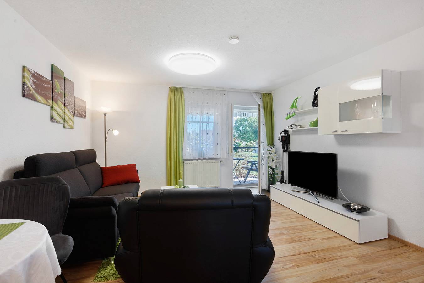 Ganze Wohnung, Apartment 'Grenze' mit gemeinsamer Terrasse und Wlan in Waldshut-Tiengen, Südschwarzwald