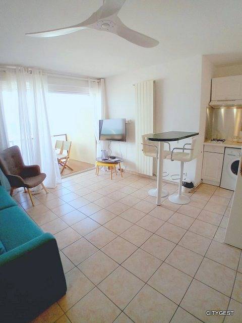 Ganzes Studio, Studio vue mer, ascenseur, parking, climatisation et wifi- 4Noum18 in Canet-en-Roussillon, Côte d'Améthyste