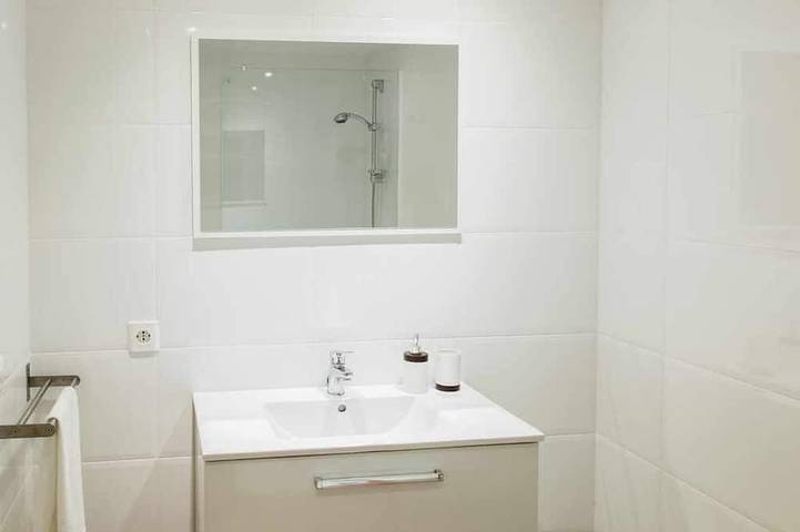 Ganze Wohnung, First line Playa Levante Jazmines 17 in Alcobendas, Área Metropolitana de Madrid